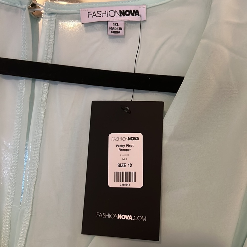 Brand New pleat romper! - Picture 6 of 6